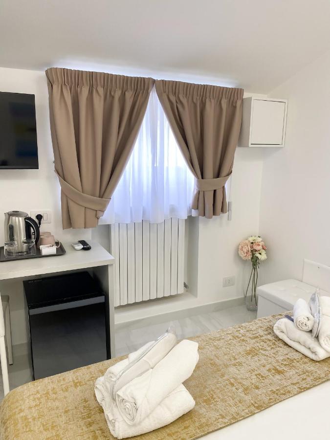 Villa Gabriella - Rooms & Breakfast 상트아그넬로 외부 사진
