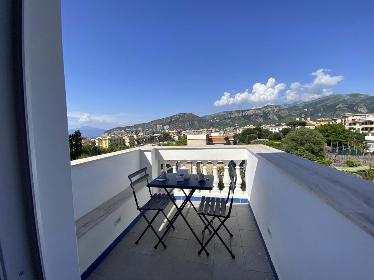 Villa Gabriella - Rooms & Breakfast 상트아그넬로 외부 사진